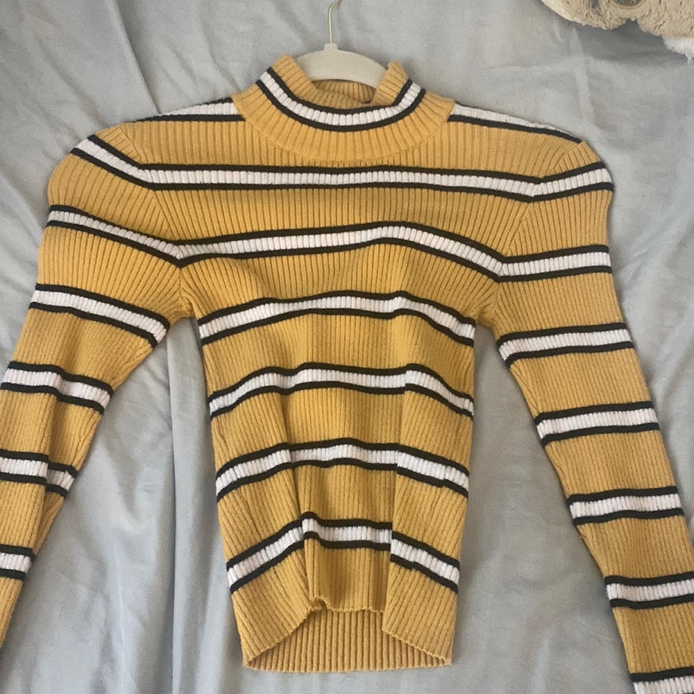 Long sleeve turtle neck